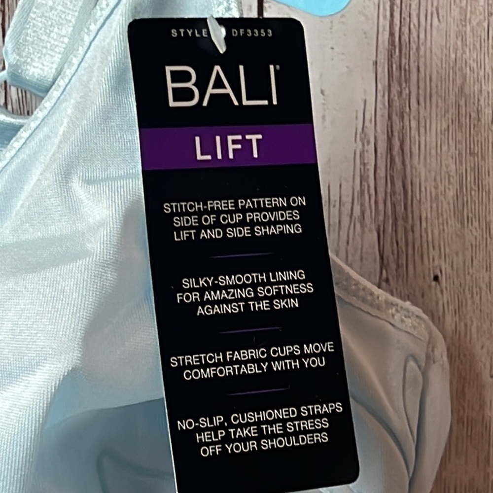 Live It Up 2-Ply Seamless Underwire Comfort Bra - Picture 4 of 6